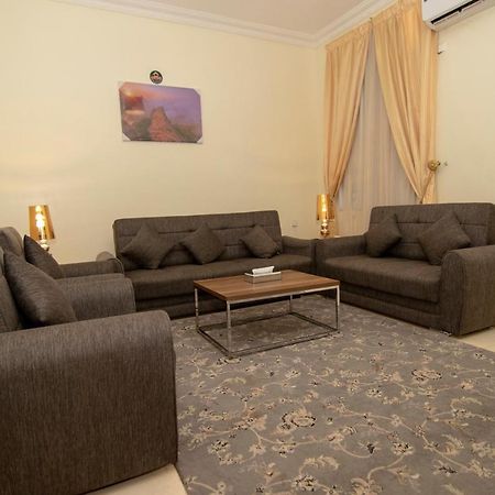 قصر رهوان للوحدات الفندقية - Rahwan Palace Hotel Units バルジュラシ エクステリア 写真