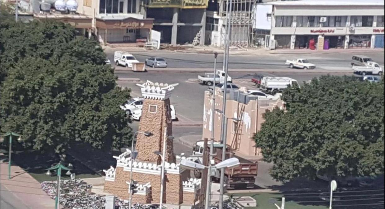 قصر رهوان للوحدات الفندقية - Rahwan Palace Hotel Units バルジュラシ エクステリア 写真