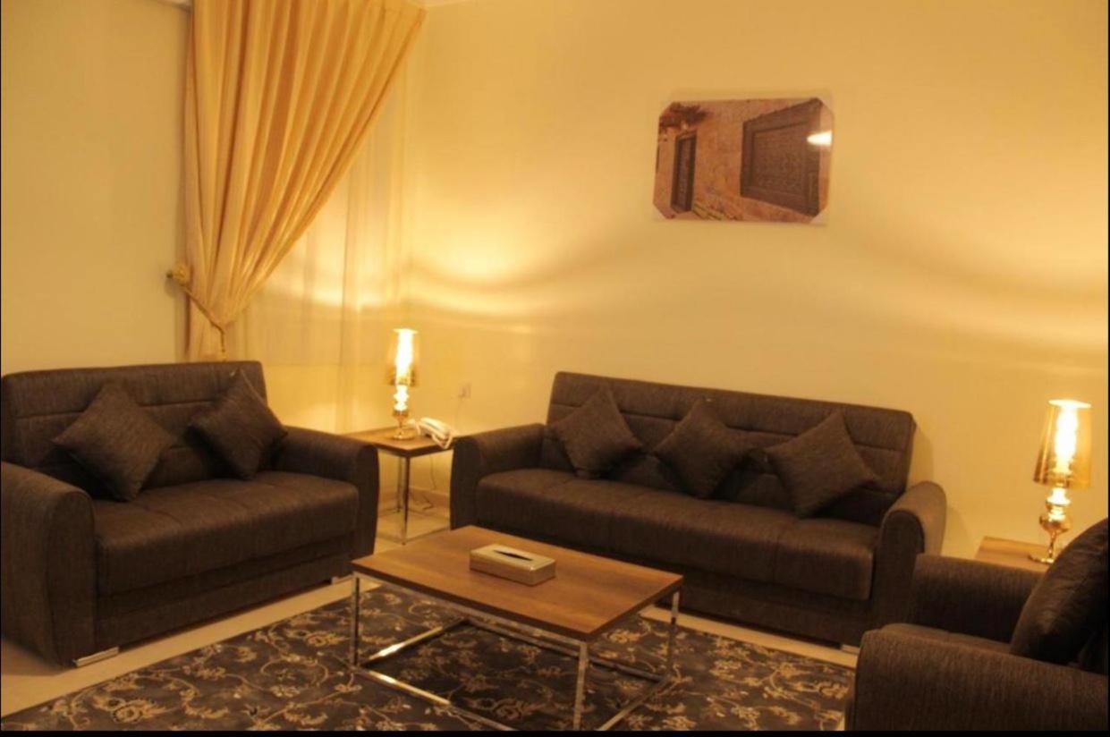 قصر رهوان للوحدات الفندقية - Rahwan Palace Hotel Units バルジュラシ エクステリア 写真