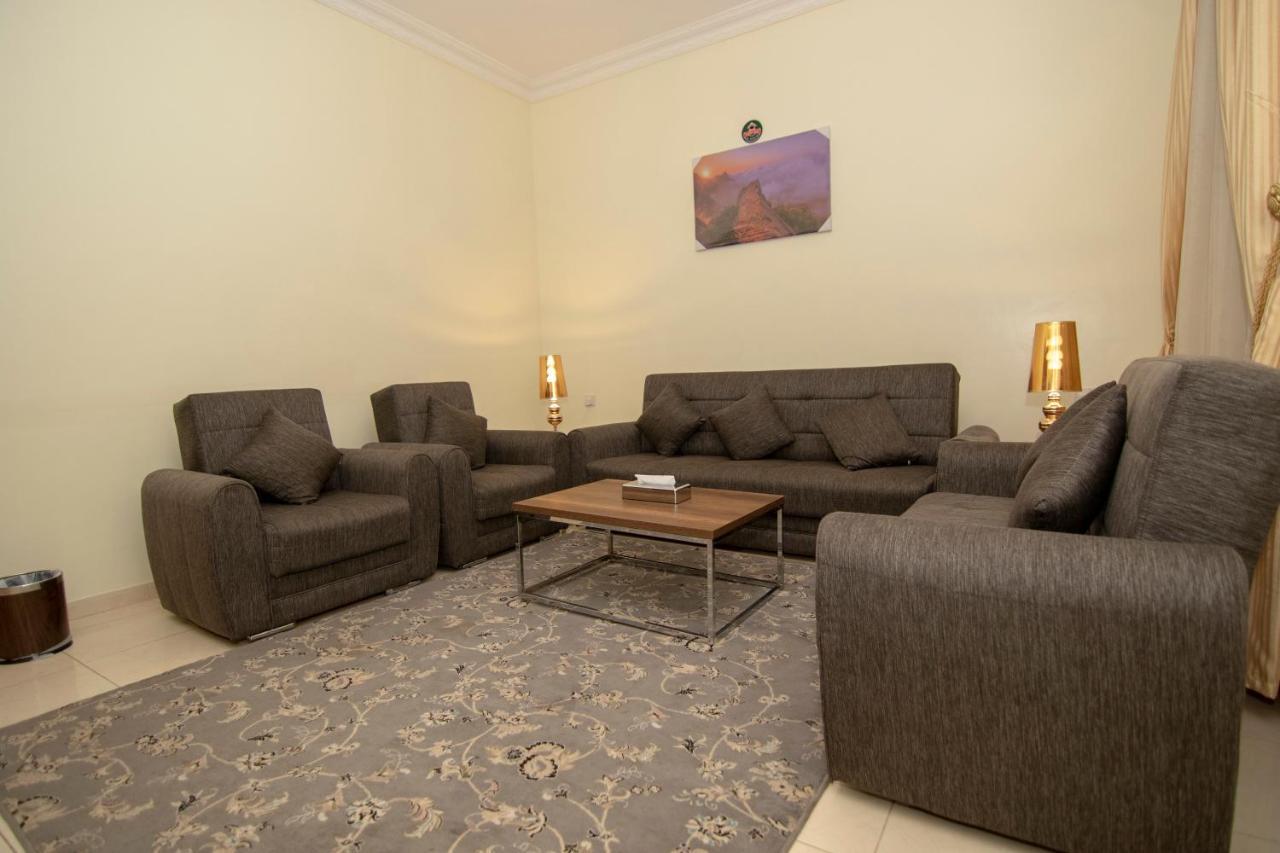 قصر رهوان للوحدات الفندقية - Rahwan Palace Hotel Units バルジュラシ エクステリア 写真